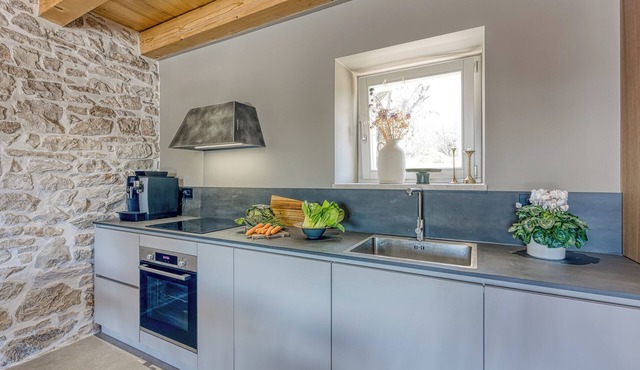 Charming villa in wonderful Šumber with WiFi, AC