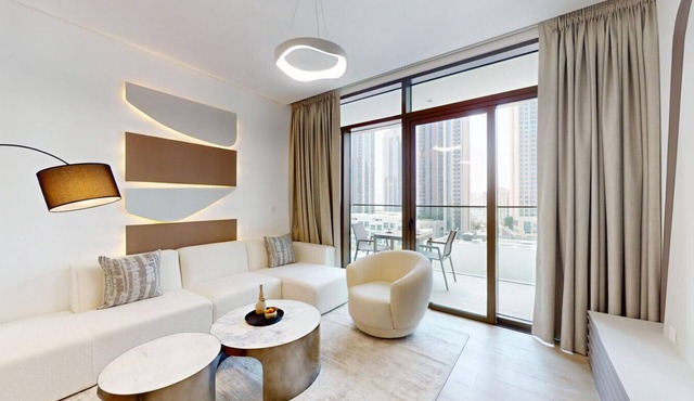 Chic 1 Bed l Premium Furnishings l Creek Harbour in Creek Harbour