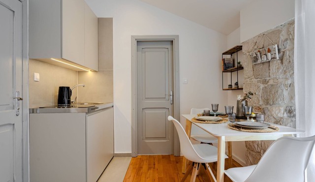 Classic Studio Apartment in Komiza