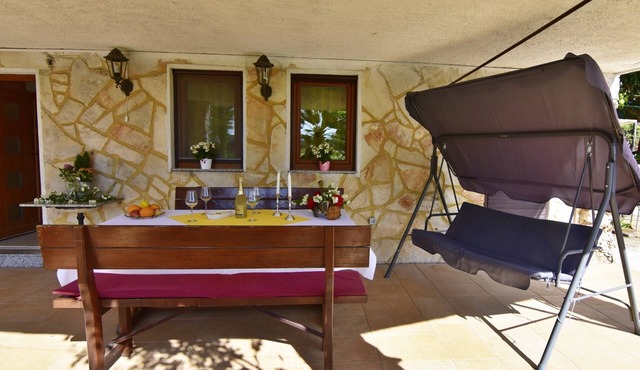 Comfortable accommodation in Savudrija, near the beach, Wi-Fi, garden, parking