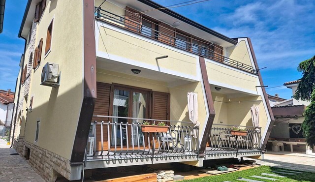 Cosy apartment for 2 people with A/C, WIFI, TV, terrace and pets allowed in Umag
