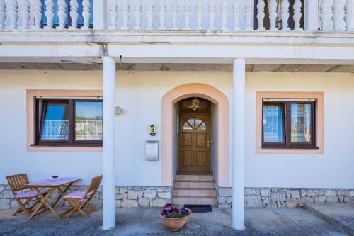 Cozy Apartment Hortenzija in Zaton