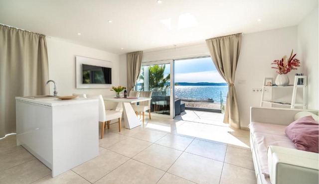 Cozy Apartment In Bibinje With House Sea View in Bibinje