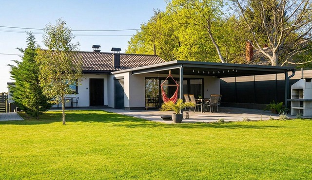 Cozy home in Banfi with sauna