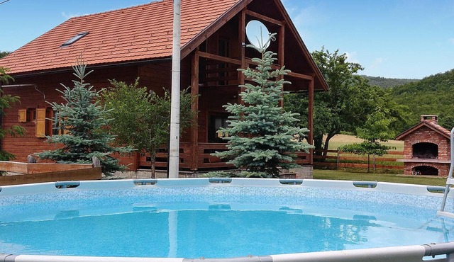 Cozy home in Buzim with sauna in Buzim