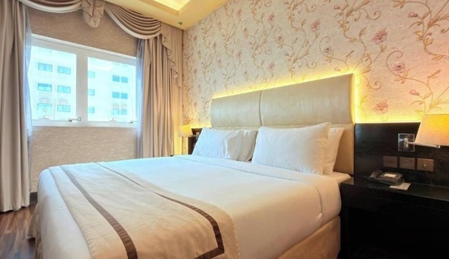 Deluxe King Or Twin Room Near Gardenia Centre in Ras Al-Khaimah