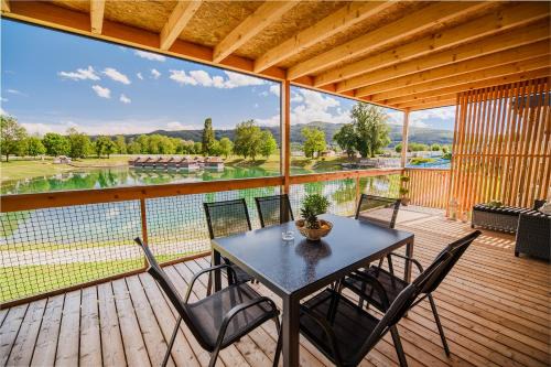 DELUXE Lake View Mobile Homes with Thermal Riviera Tickets in Brezice