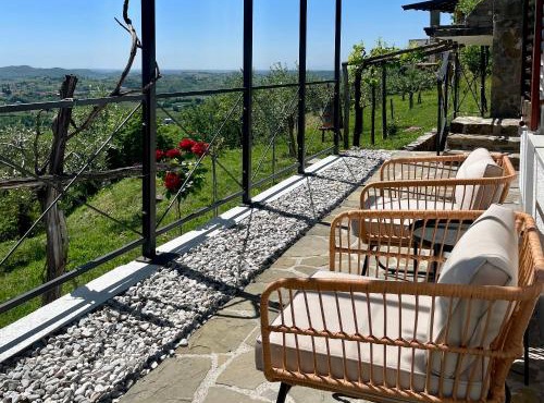 DORE- boutique house with view in Šmartno