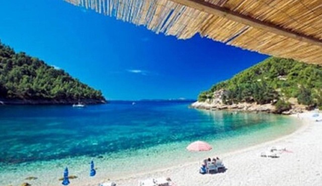 Dragan´s Den Hostel