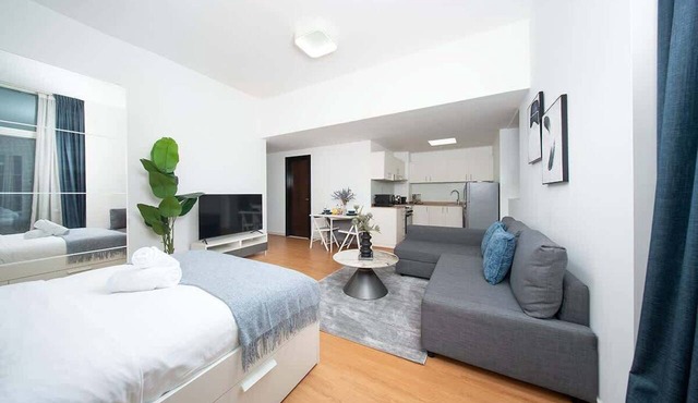 DSO Studio W Pool & Prime Location in Dubai