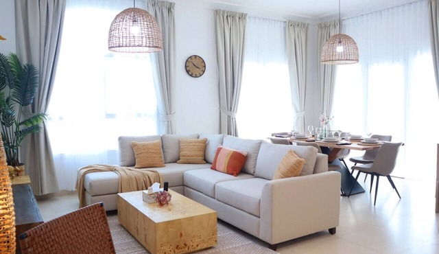 Elegant 2BR Golf View Oasis w/Maid`s Room - Ansam in Abu Dhabi