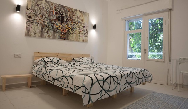 Elixir on Hillel in Haifa