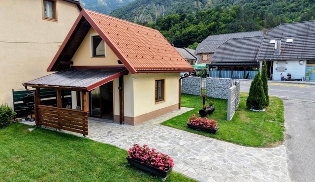 Emerald - Tiny House in Žaga