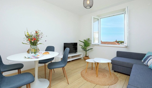 Evergreen Escape - One Bedroom Apartment, Sleeps 4