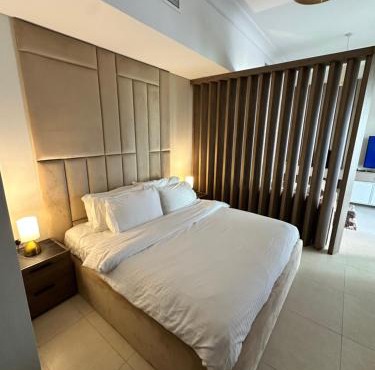 F1 - Ivy Studio Golf View Ansam Yas Island, Theme Parks in Abu Dhabi