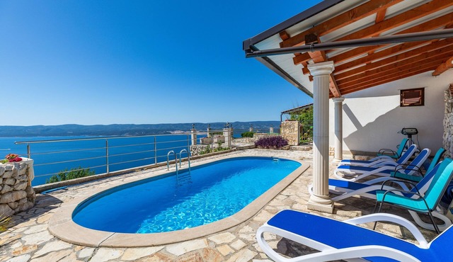 Family friendly house with a swimming pool Lokva Rogoznica, Omiš (K-4328)