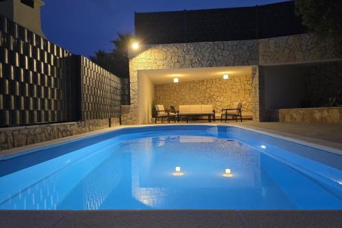 Family-friendly apartments with swimming pool Businci, Ciovo - 25833 in Trogir