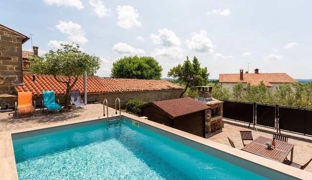 Family friendly house with a swimming pool Momjan, Central Istria - Središnja Istra (K-27261)