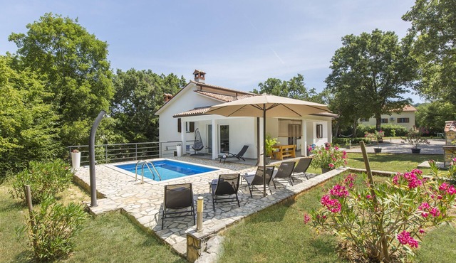Family friendly house with a swimming pool Kapelica, Labin (K-24509)
