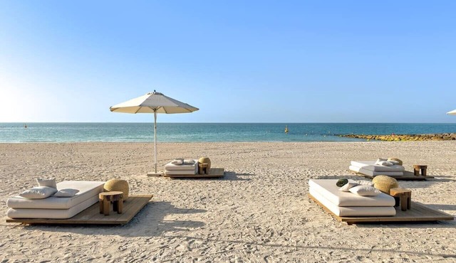 FIRST CLASS | 1BR| Beachfront Bliss Oasis in Ras Al-Khaimah