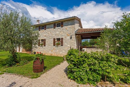 Galant in Prkacini (Haus für 4-5 Personen) in Žminj