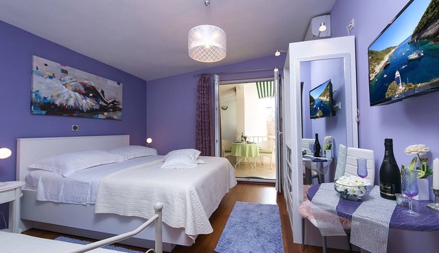 Gemütliche Ferienwohnung mit Terrasse in Bidol by Interhome