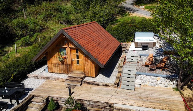 Glamping Avantura - Private Jacuzzi & Breakfast in Kostel