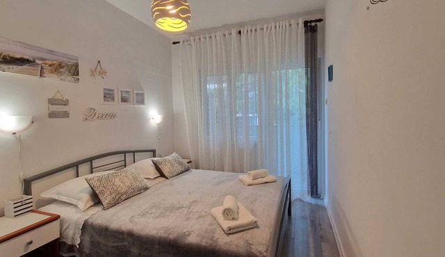 GODENA One-Bedroom Apartment (Pinus)