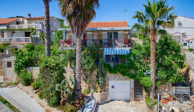Golden Coast Apartments - A1 - TwoBedroom Apartment with Terrace and SeaView in Vis
