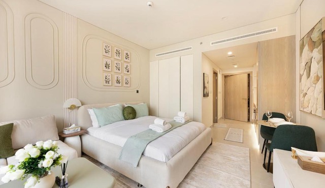Golfside Gem | Style Studio Escape in Dubai