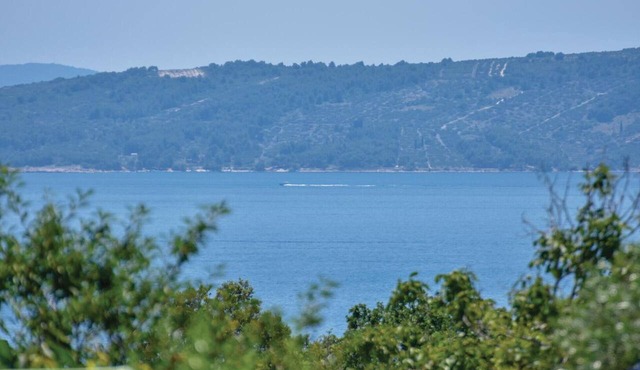 Gorgeous apartment in Kastel Luksic