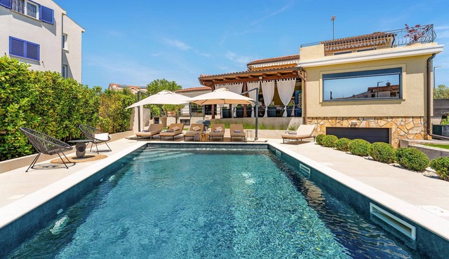 Gorgeous home in Biograd na moru with sauna in Biograd na moru