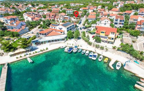 Gorgeous Home In Brodarica