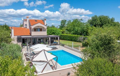Gorgeous Home In Donji Zemunik With Sauna in Donji Zemunik