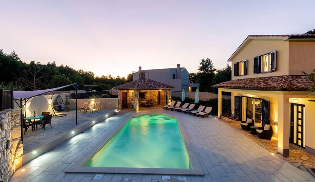 Gorgeous home in Vlasici - Krsan