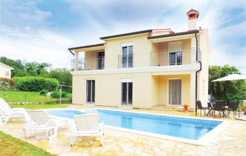Gorgeous Home In Labin