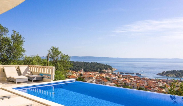 Gorgeous home in Makarska