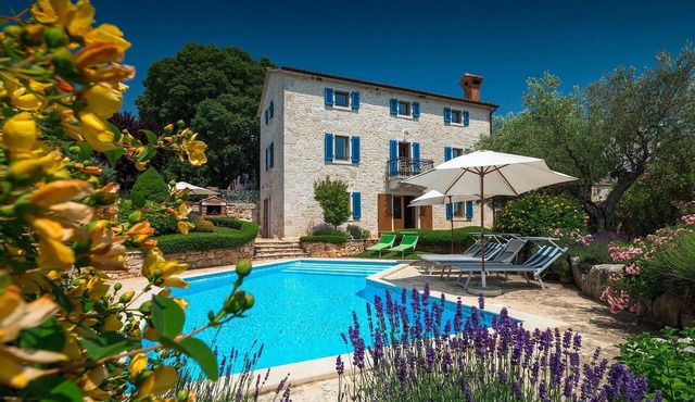 Gorgeous home in Porec