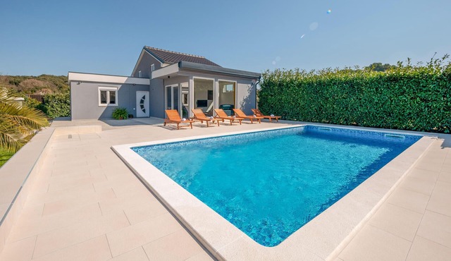 Gorgeous home in Pula