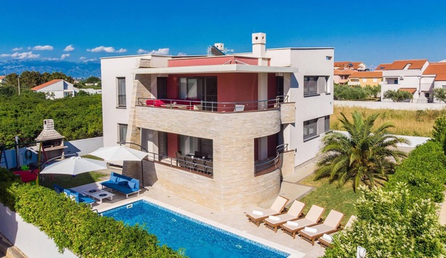 Gorgeous home in Zaton
