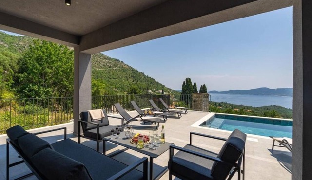 Green Sunrise Villa - Stunning Sea View Villa with Private Pool near Dubrovnik