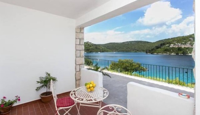 Guest House Busurelo - Double room with sea view (S1)