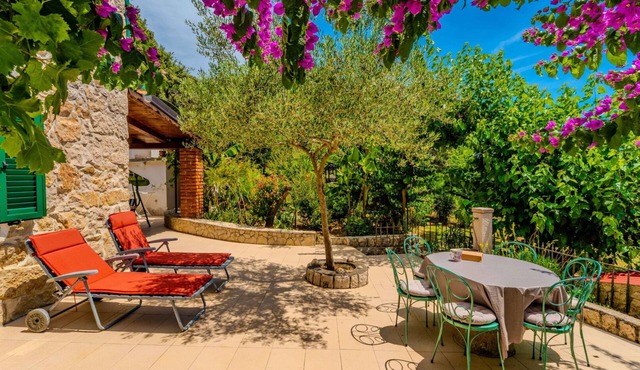Guest House Sunset Kalla by Villas Guide