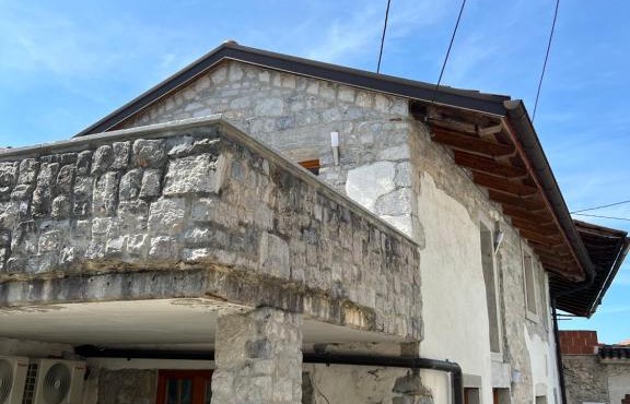 Guesthouse 45 in Dutovlje