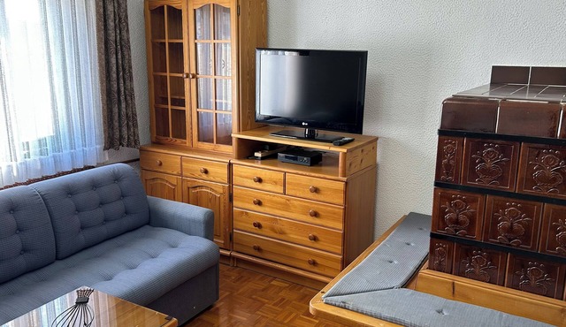 Heritage Wood House with Kamnik–Savinja Alps View in Retnje