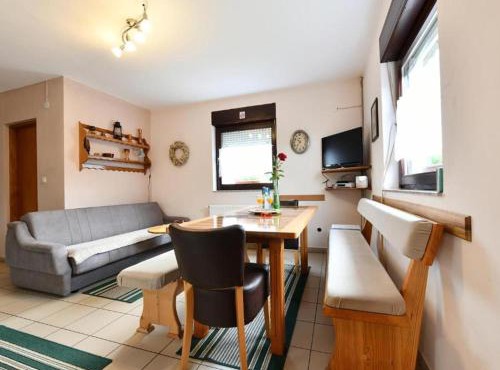 Holiday Apartment Vukovi - Three Bedroom Holiday Home With Terrace