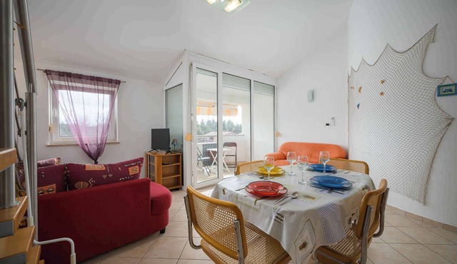 Holiday apartment mit Klimaanlage und Balkon