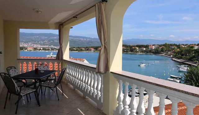 Holiday apartment mit Klimaanlage und Meerblick in Šilo