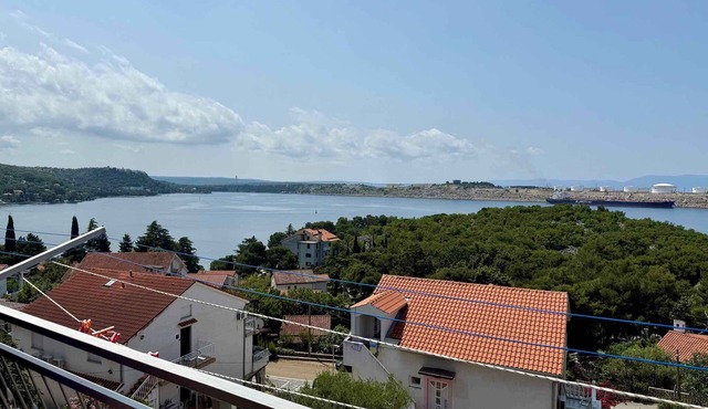 Holiday apartment near the beach
