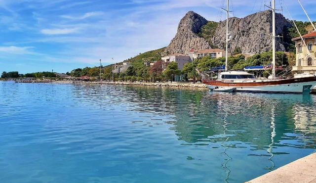 Holiday apartment Omiš for 1 - 8 persons with 3 bedrooms - Holiday apartment in Omiš